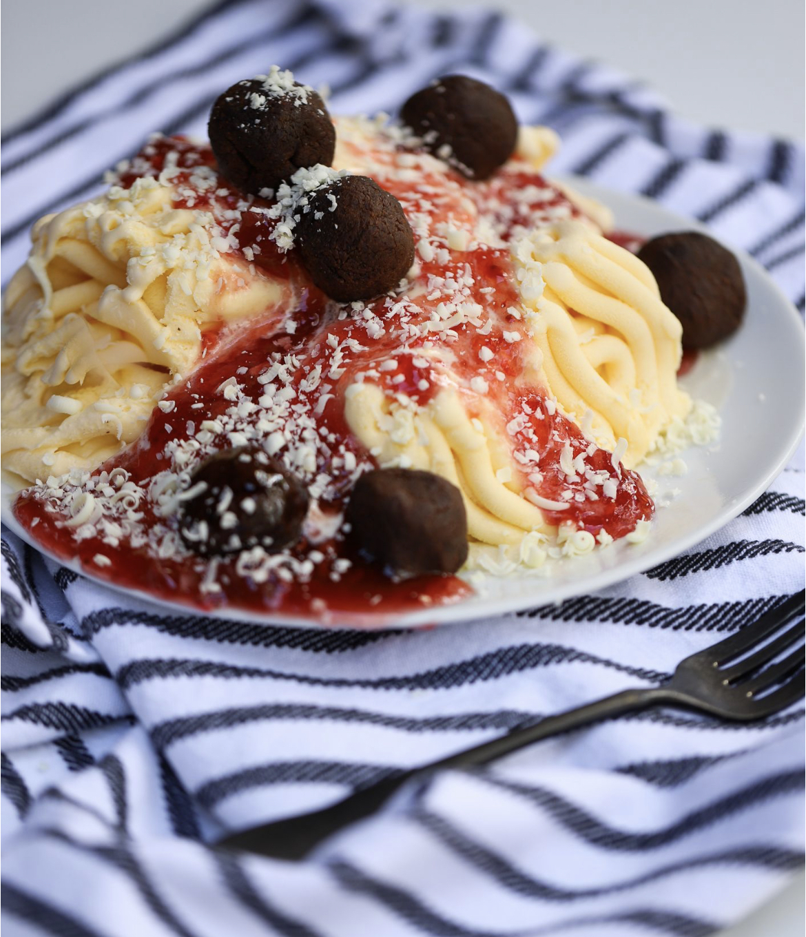 April Fools&amp;#39; Day Dish: The Best Spaghettieis (Ice Cream &amp;quot;Spaghetti ...
